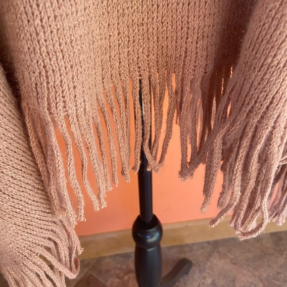 Mia & Tess OS Kimono NWOT - Picture 5 of 6